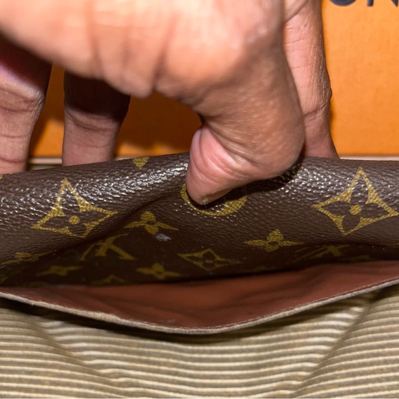 💯Authentic Louis Vuitton Portefeuille Sarah Long Wallet w/Chain inclusion - Picture 10 of 17